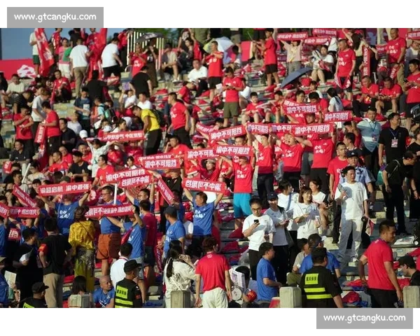 今天比赛精彩纷呈 各队激烈角逐 赛场上演胜负关键时刻 今天比赛精彩纷呈 各队激烈角逐 赛场上演胜负关键时刻